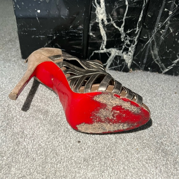 Authentic Christian Louboutin Gold Heels - Picture 4 of 5
